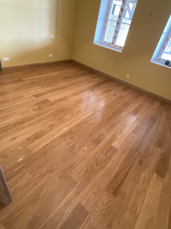 Parquet contrecollé FARO en Chêne et vernis mat image 1